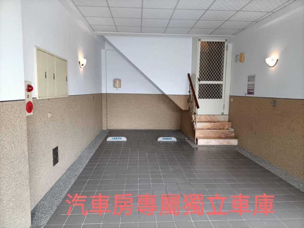 御花園商務旅舘虎尾舘-金花園汽車旅舘066 Huwei Exterior foto